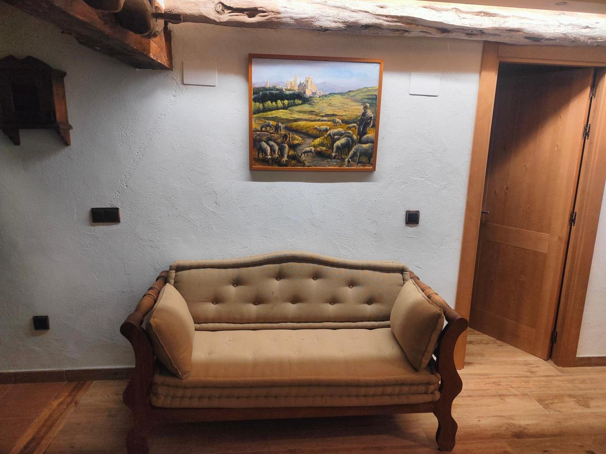 Vila Matandrino Prádena Exteriér fotografie